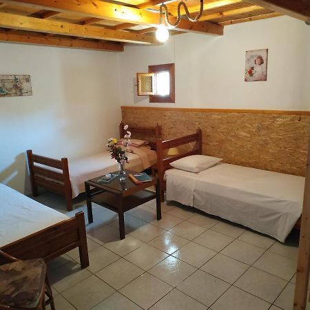 Theanos House Villa Pigí Buitenkant foto
